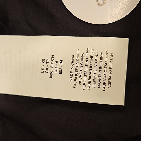 💕TRINA TURK💕 Bijou Solid Paddle Suit ~ Black XS NWT - Picture 11 of 14